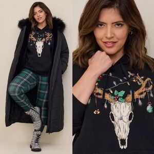 Torrid Light Up Reindeer Skull Fleece Hoodie‎ Size 2X Christmas Pocket Cozy Hood